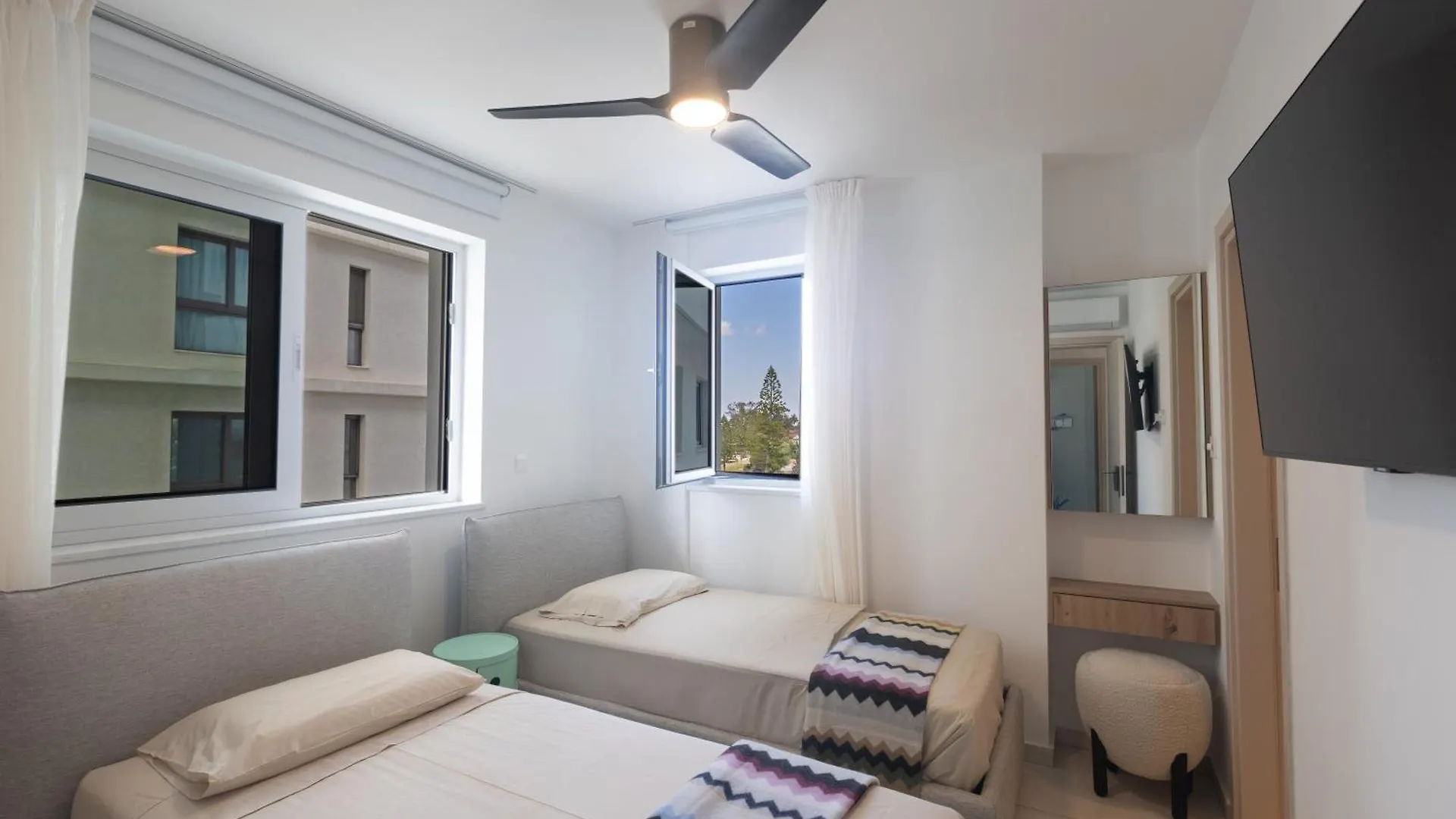Mackenzy Dream Residence 202 Larnaca 0*,  Cyprus