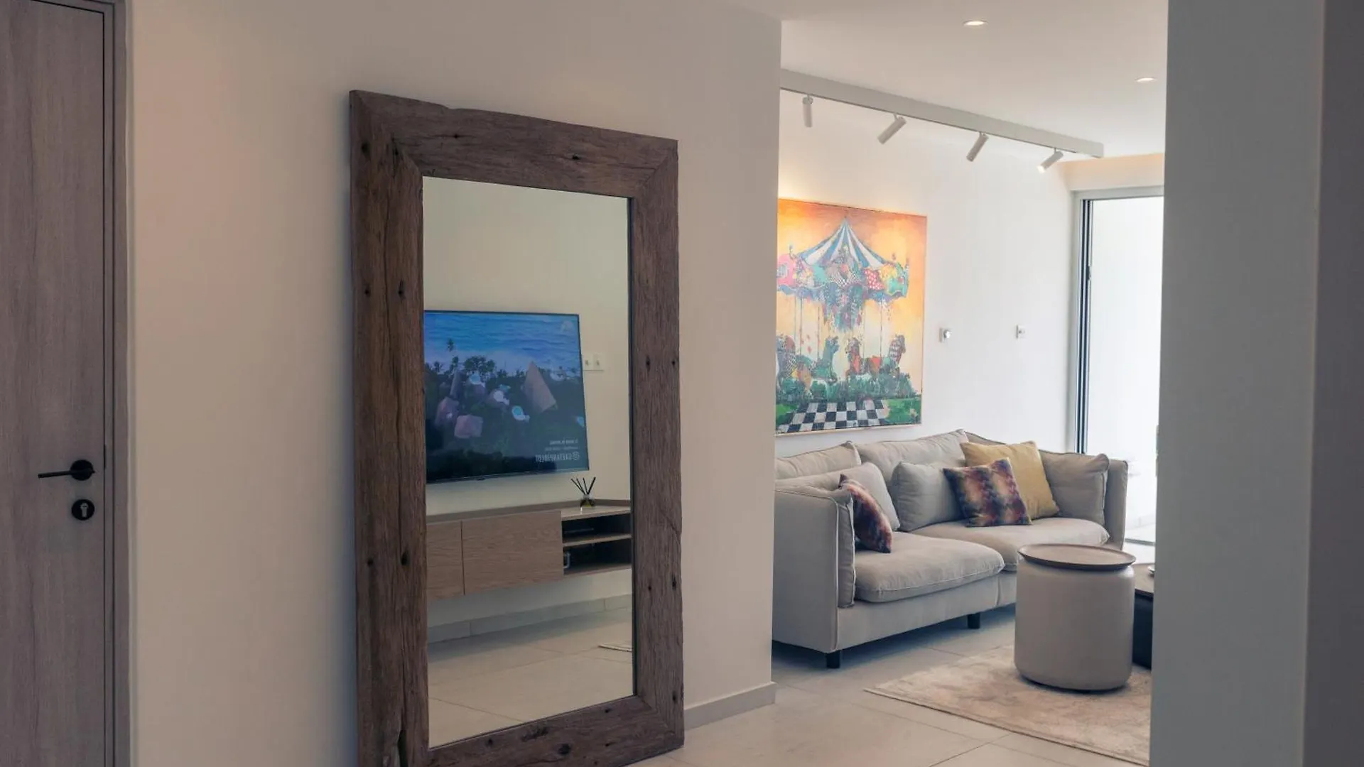 Mackenzy Dream Residence 202 Larnaca 0*,  Kypr