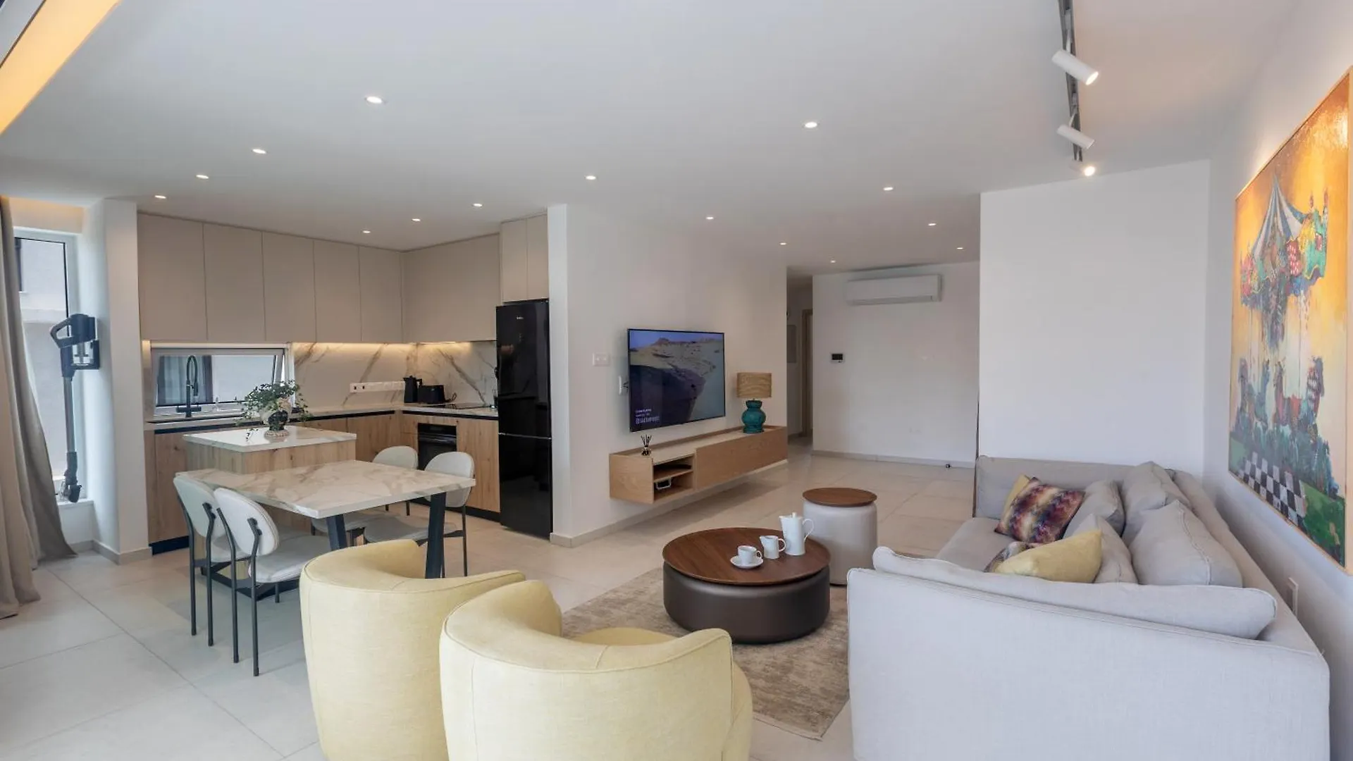 Mackenzy Dream Residence 202 Larnaca 0*,