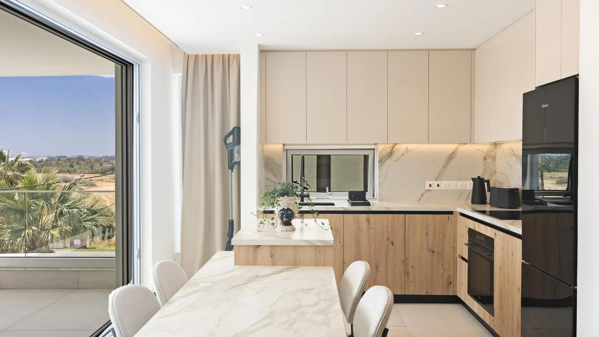 Mackenzy Dream Residence 202 Larnaca Apartment