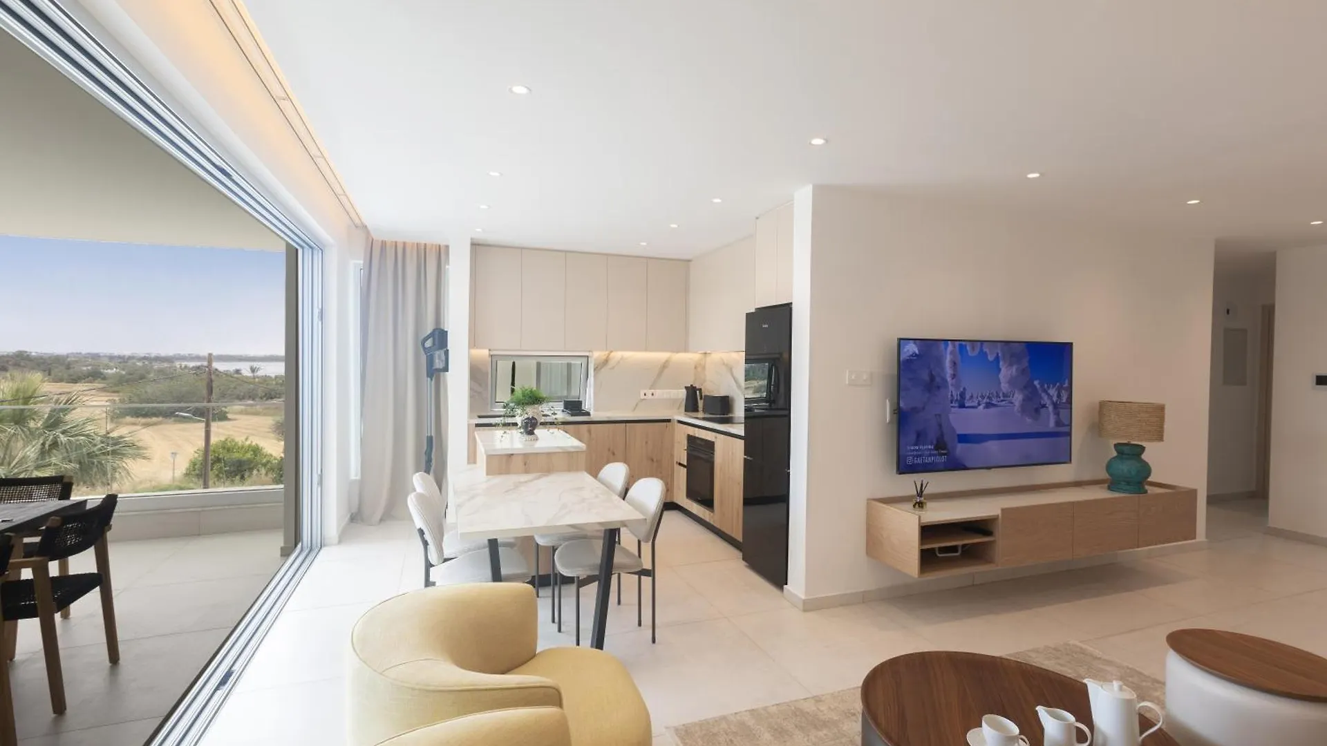 Mackenzy Dream Residence 202 Larnaca Apartment